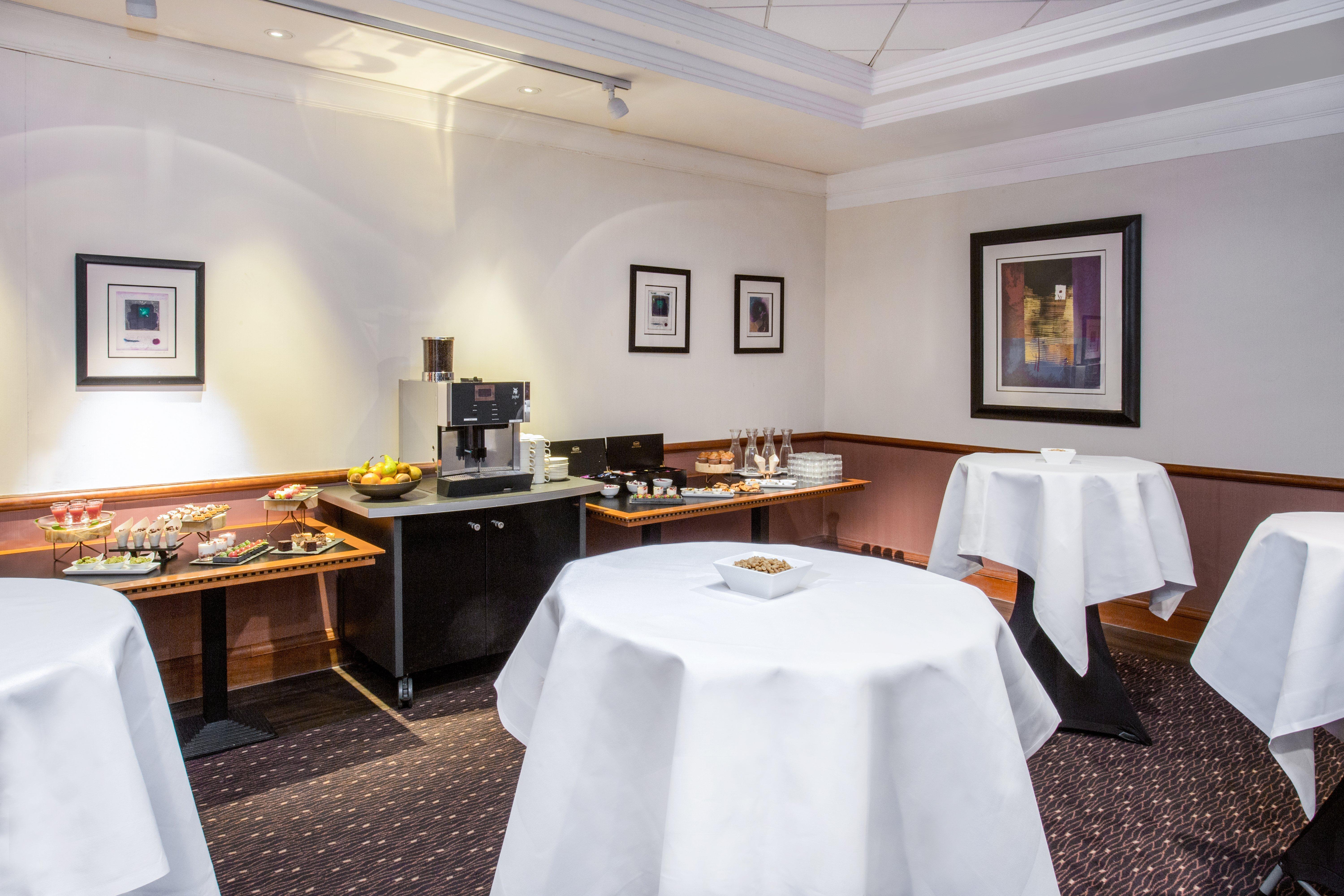 Crowne Plaza Amsterdam Airport Hotel โฮฟด์ดอร์ป ภายนอก รูปภาพ